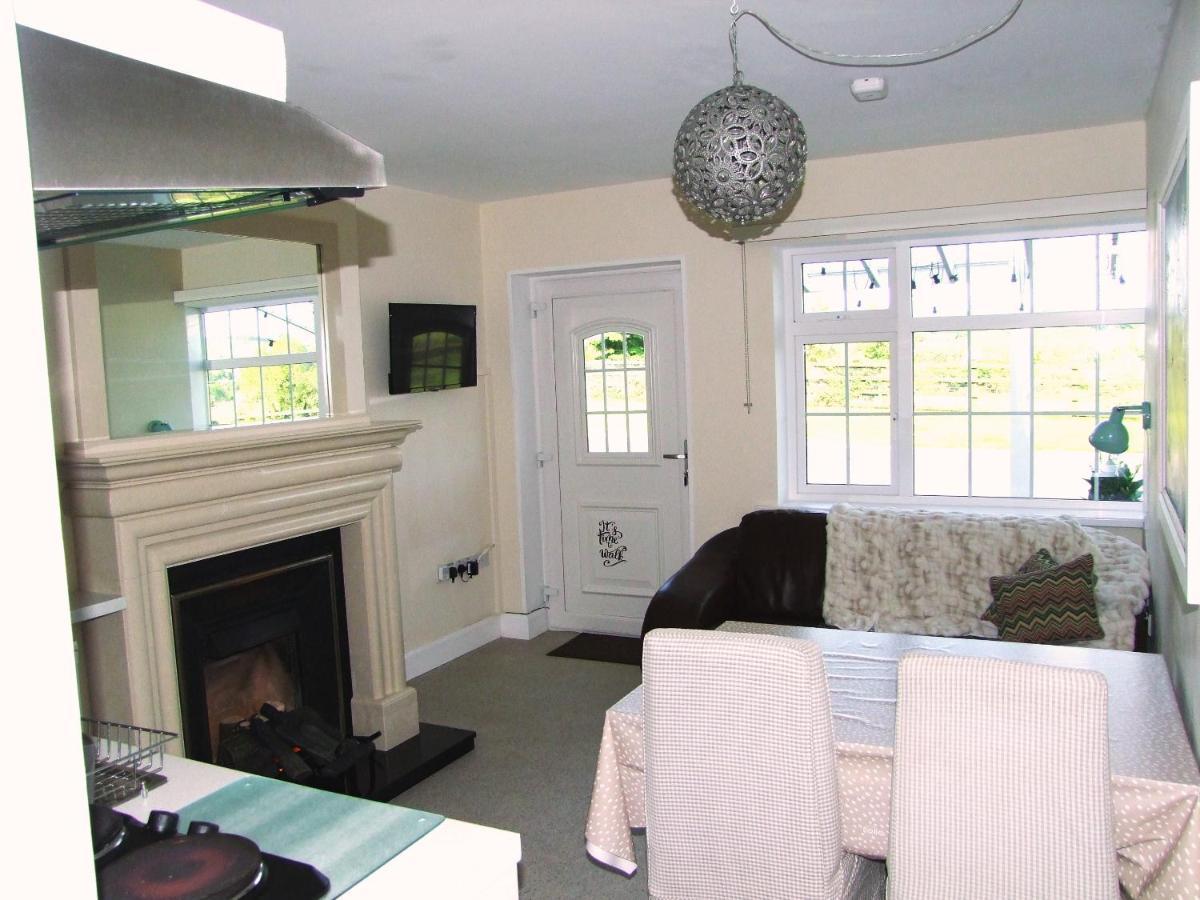 Wonderful Setting Farmhouse Apartment Wicklow Exterior foto